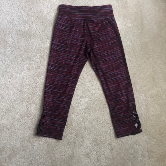 purple capri running pants - Picture 3 of 4